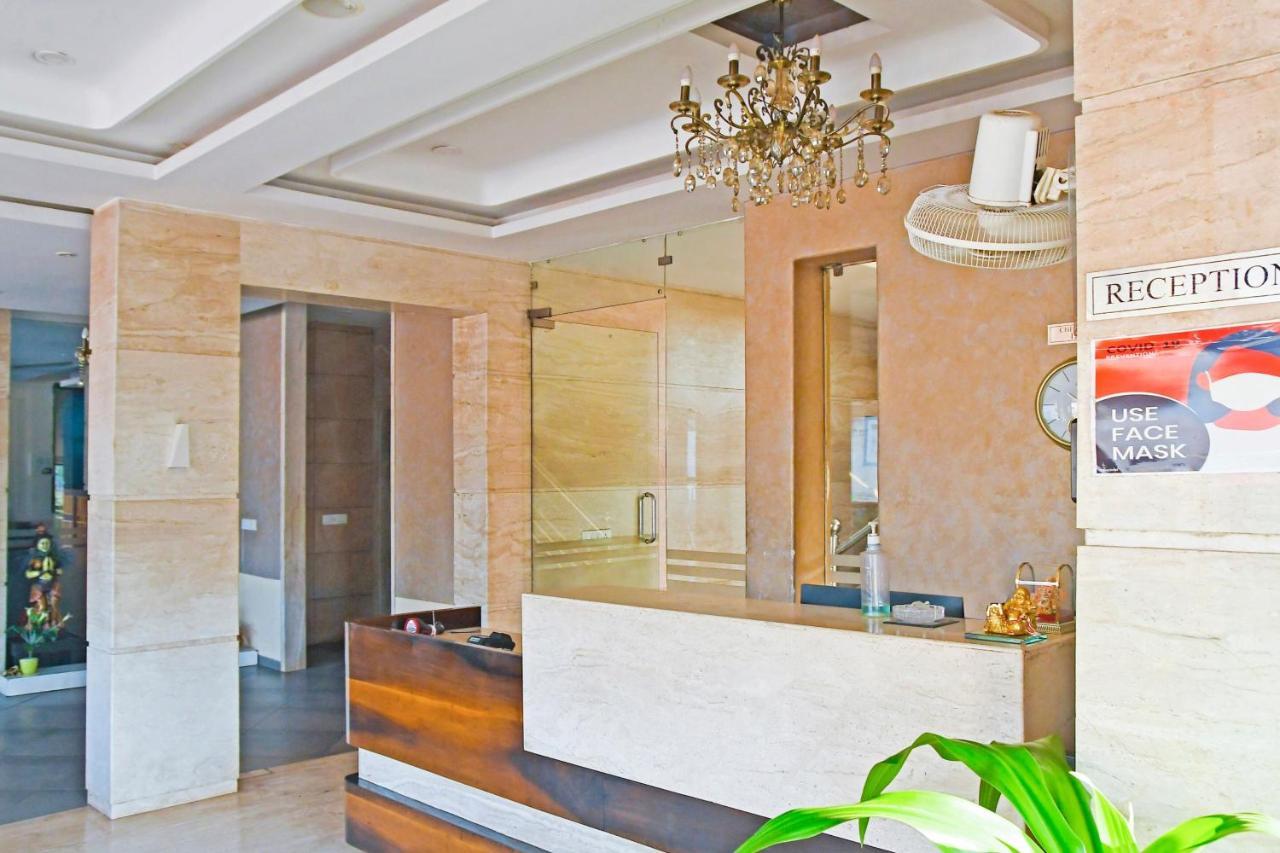 Bhilai Townhouse 900 Hotel Surya Palace מראה חיצוני תמונה