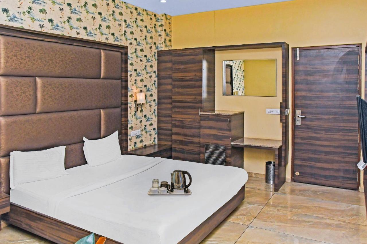 Bhilai Townhouse 900 Hotel Surya Palace מראה חיצוני תמונה