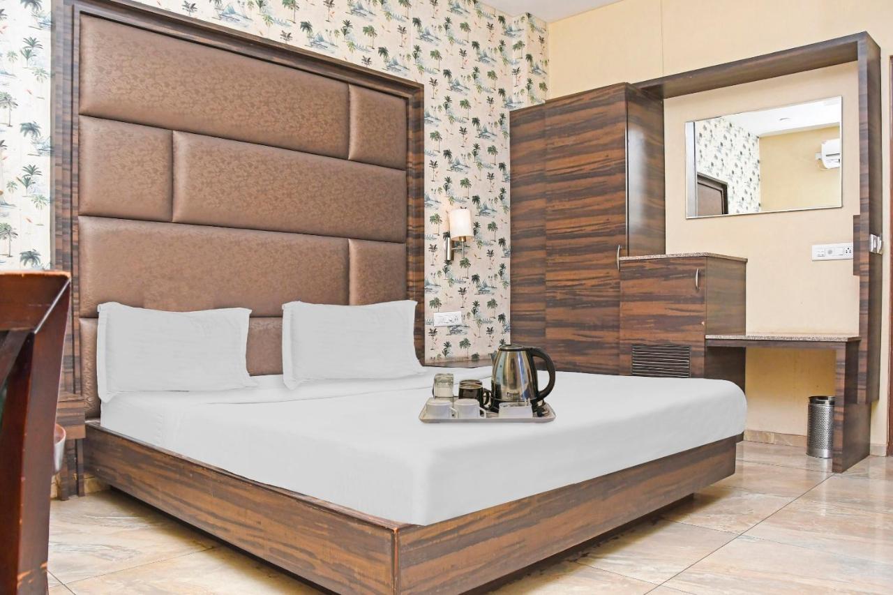 Bhilai Townhouse 900 Hotel Surya Palace מראה חיצוני תמונה