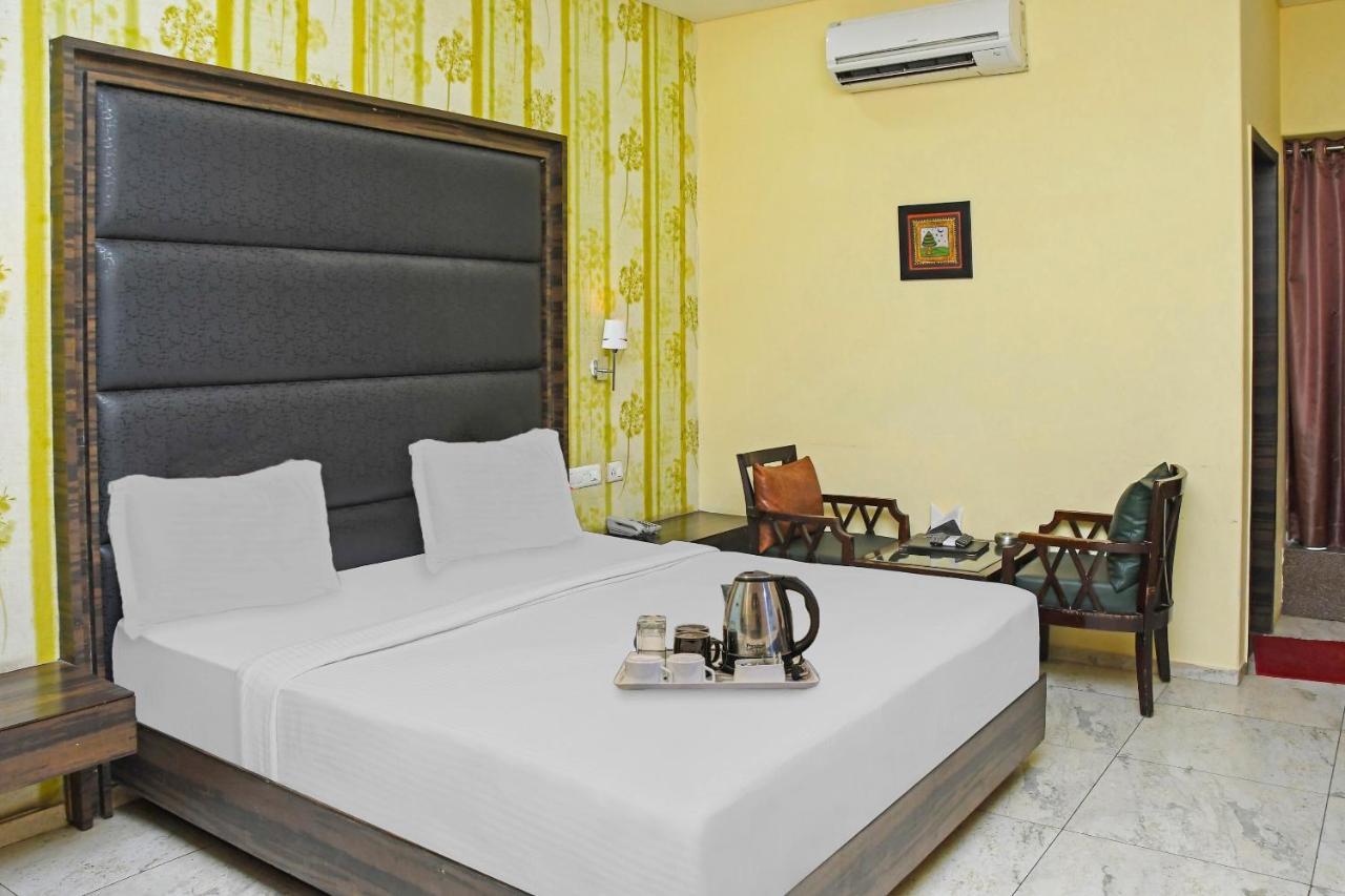 Bhilai Townhouse 900 Hotel Surya Palace מראה חיצוני תמונה