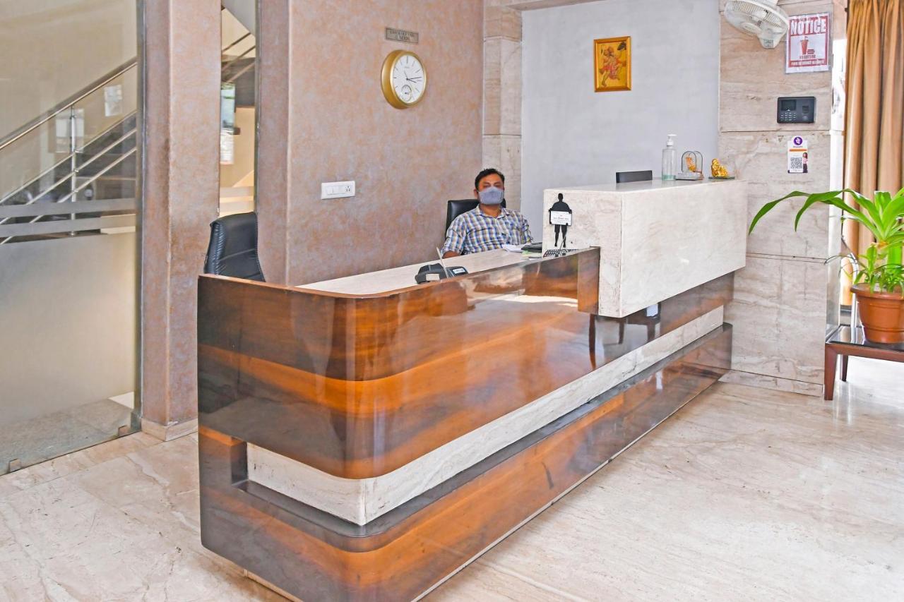 Bhilai Townhouse 900 Hotel Surya Palace מראה חיצוני תמונה